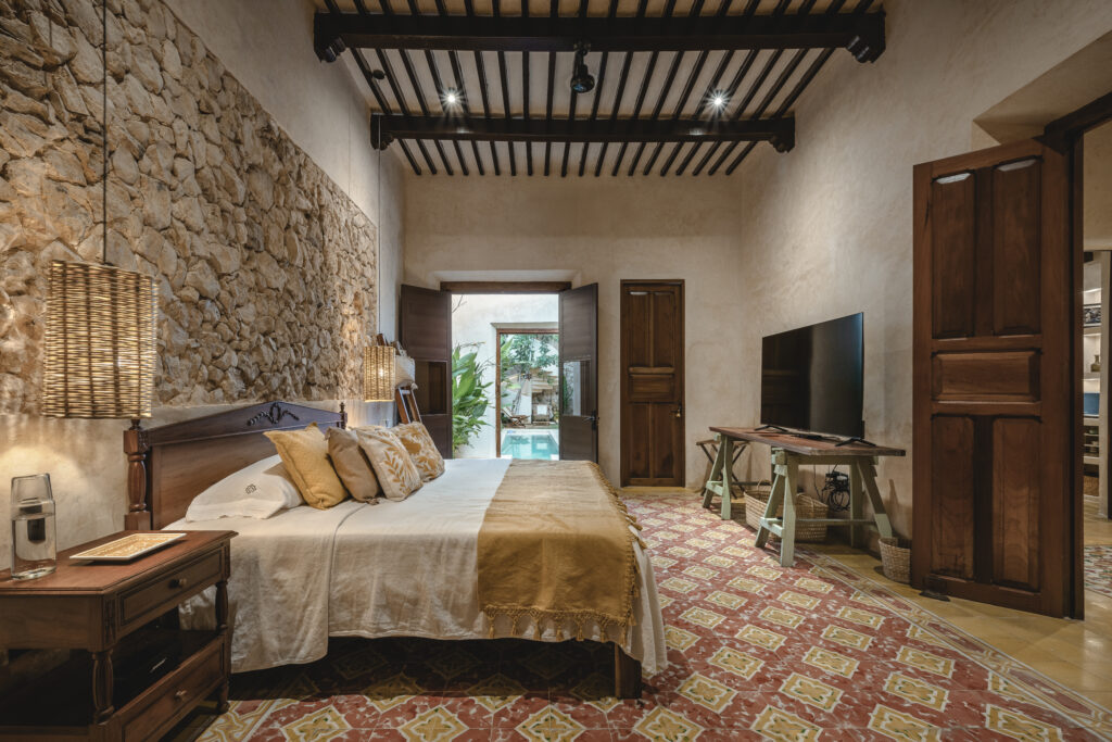 Casa Verde: Rest Between Stone, Light, and Memory